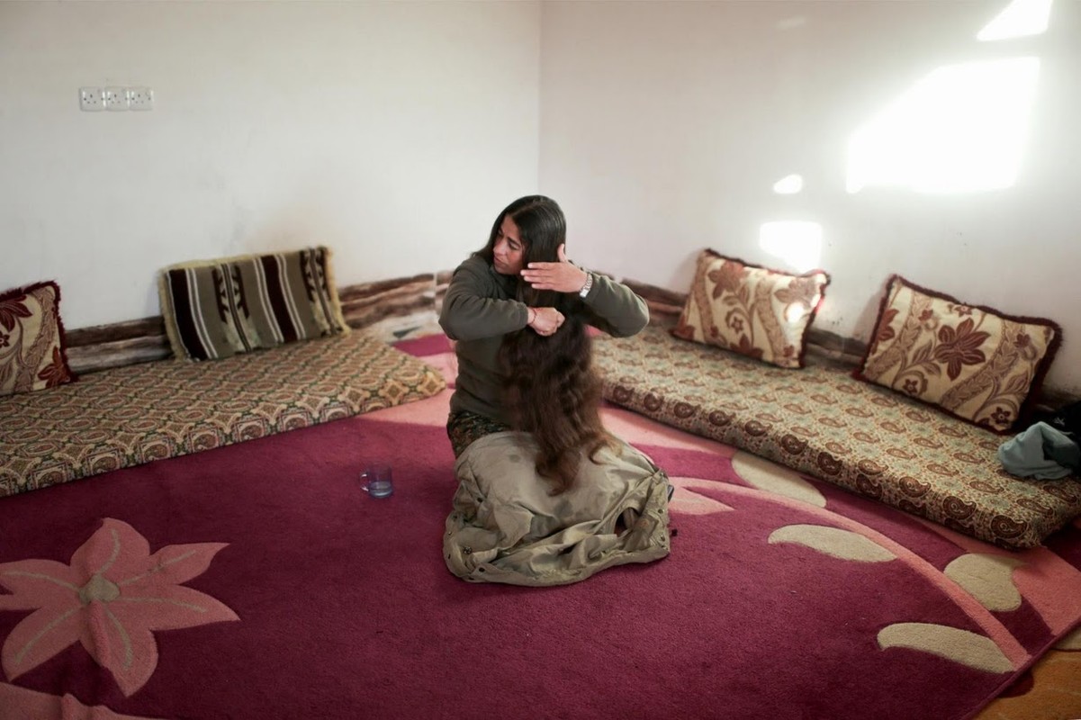 Chien binh nguoi Kurd “dep tua thien than” chong phien quan IS-Hinh-5